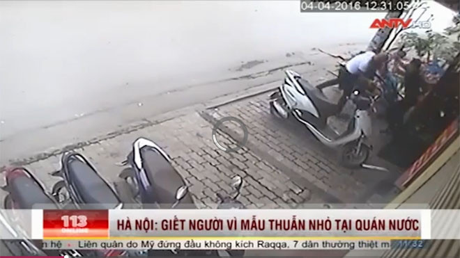 Chém chết chủ quán trà đá vì bị nói 'không uống nước'