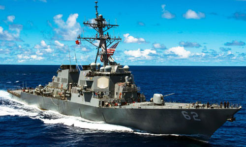 Khu trục hạm USS Fitzgerald trước khi bị va chạm. Ảnh: US Navy