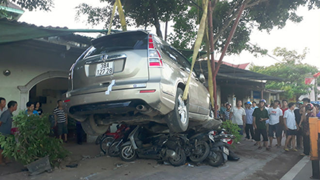 Hiện trường vụ tai nạn. Ảnh: Đ.H