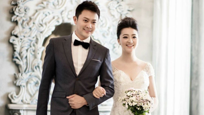 Ảnh cưới của Ấn Tiểu Thiên.