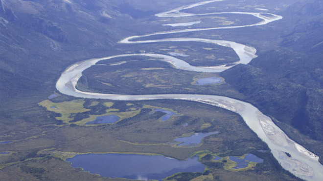 Lý do vì sao những con sông không bao giờ chảy theo đường thẳng