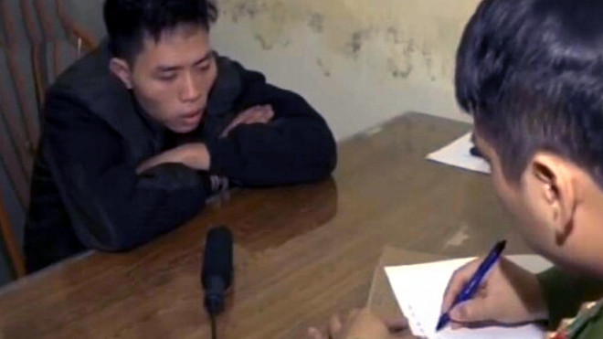 Bị can Tùng tại cơ quan điều tra