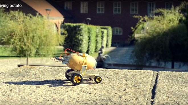 Củ khoai tây tự lái đầu tiên trên thế giới: Vô cùng sáng tạo