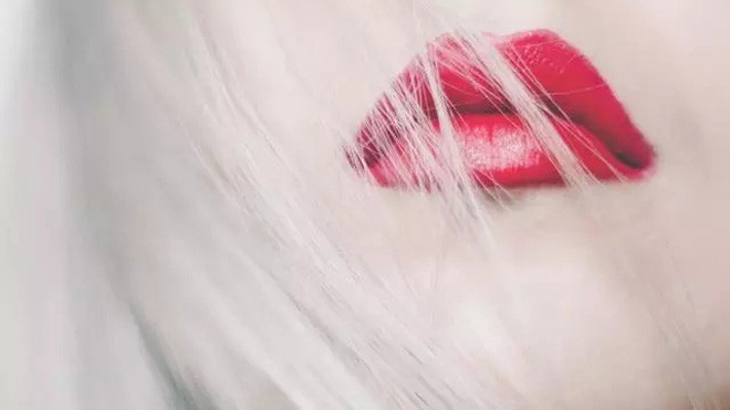 5 triệu chứng thiếu vitamin biểu hiện rõ trên khuôn mặt