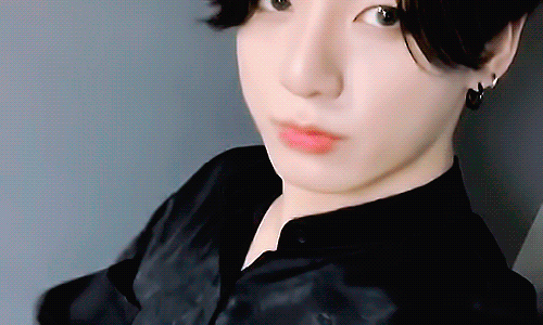 Sốc với màn tổ chức sinh nhật hoành tráng cho Jung Kook (BTS) của ARMY trên toàn thế giới ảnh 7