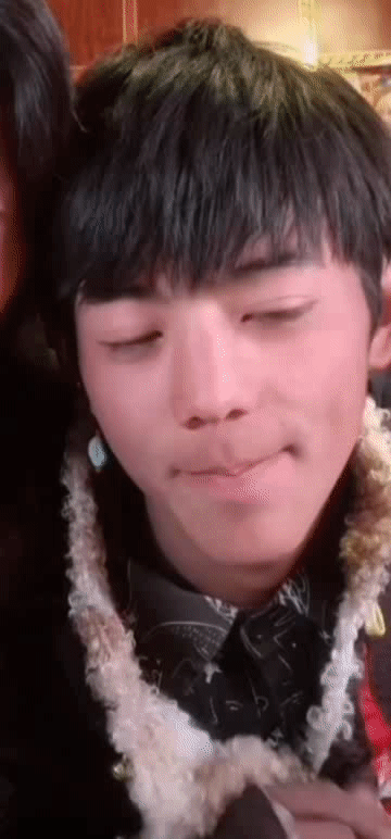 “Sáng Tạo Doanh 4” nhanh tay rước ngay hotboy người dân tộc đang làm hội chị em “mê mẩn“? ảnh 4