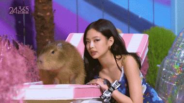 Loài vật xuất hiện trong MV “Ice Cream” có tên là gì mà được Jennie BLACKPINK “hôn môi“? ảnh 4