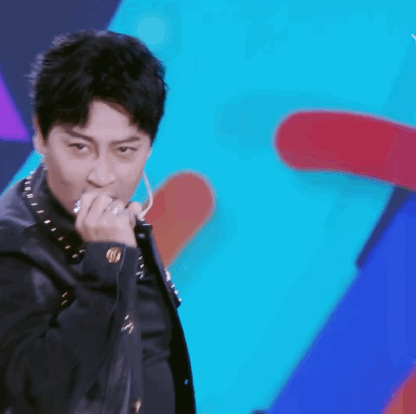 “Các Anh Trai Theo Đuổi Ánh Sáng” làm màu cỡ nào, nhìn biểu cảm các chị khách mời là rõ ảnh 5