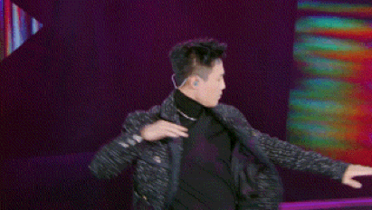 “Các Anh Trai Theo Đuổi Ánh Sáng” làm màu cỡ nào, nhìn biểu cảm các chị khách mời là rõ ảnh 1