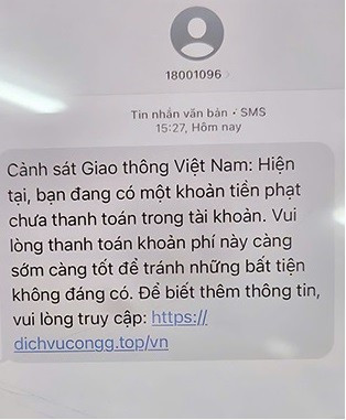Tin nhắn mạo danh gửi đến điện thoại của người dân.