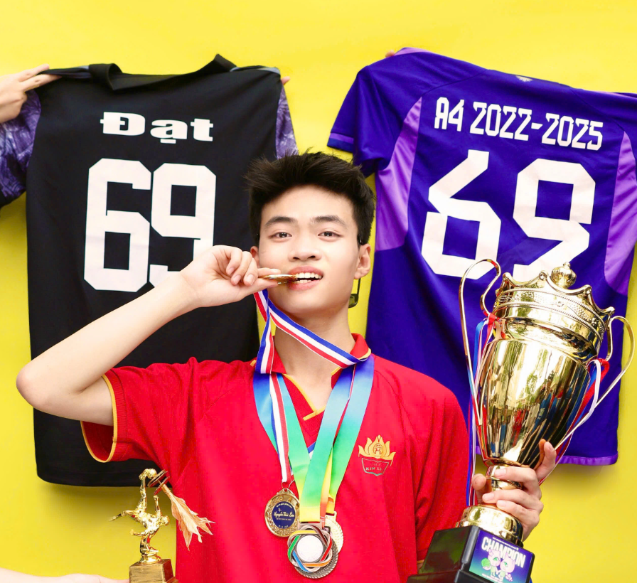 Hình ảnh em Lê Nguyễn Tiến Đạt - 9,5 môn Toán THPT 2025.