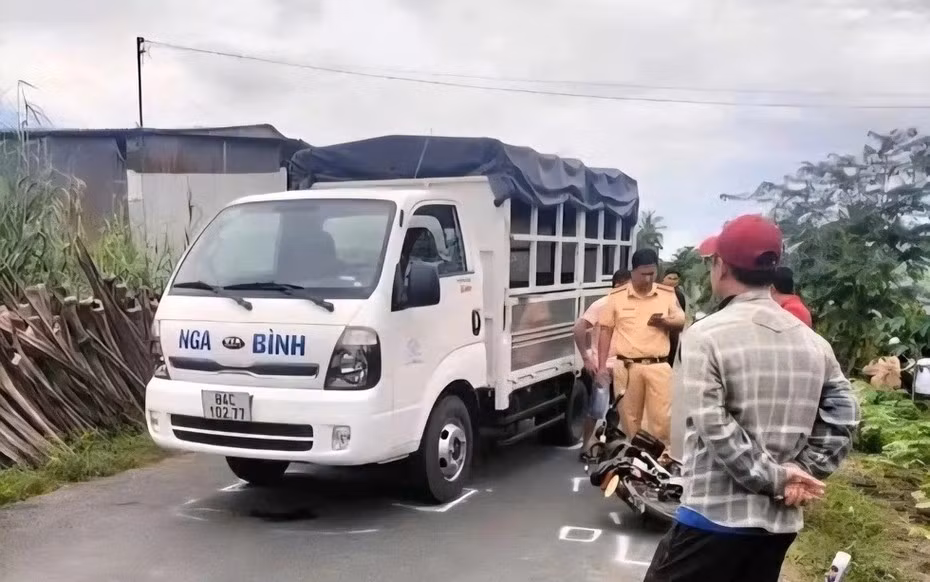 anh-1a-1754381653500581457136-76-0-689-980-crop-1754381660451151492344.jpg
