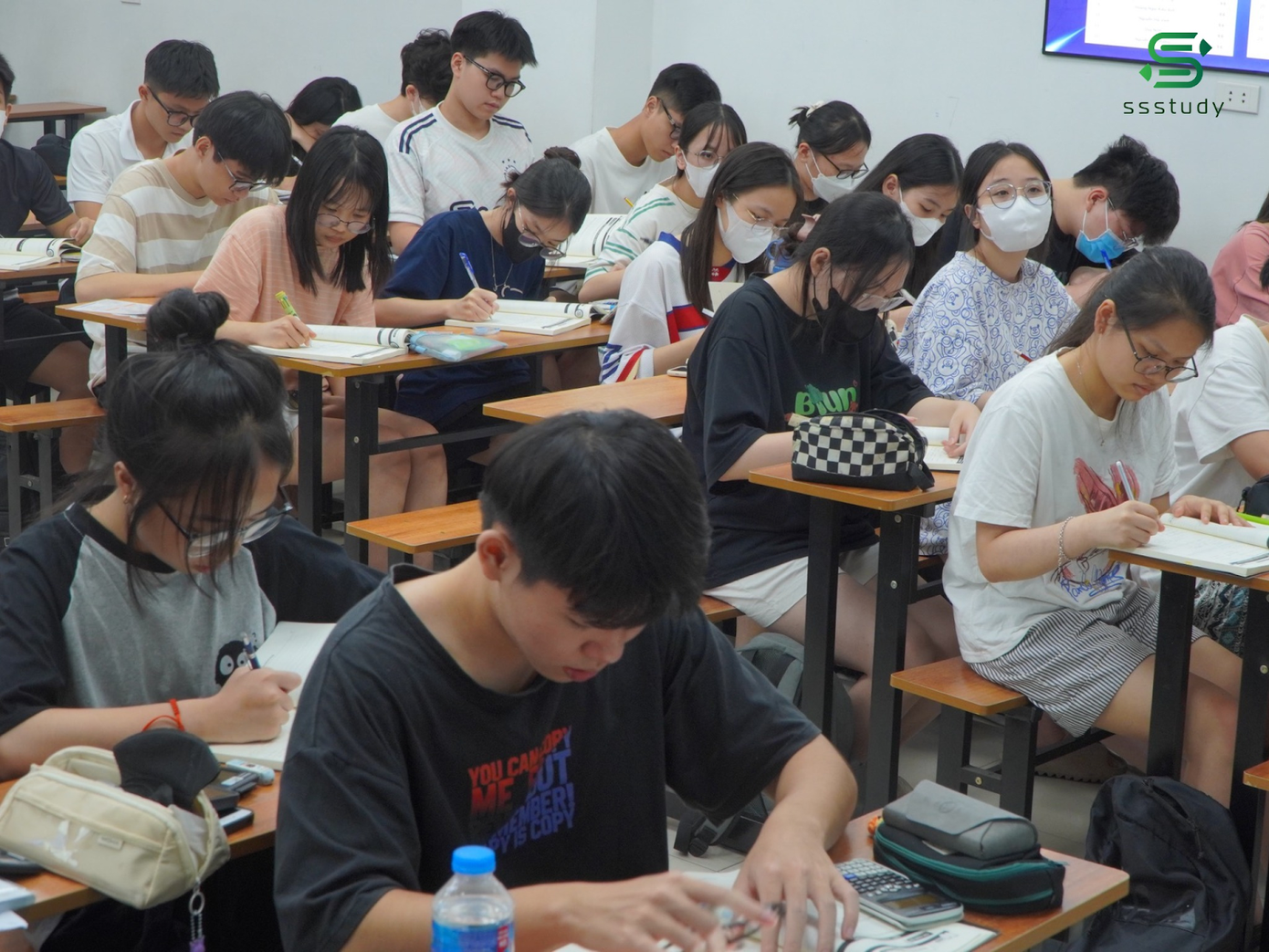 Hình ảnh Trung tâm luyện thi SSStudy những ngày cuối năm.