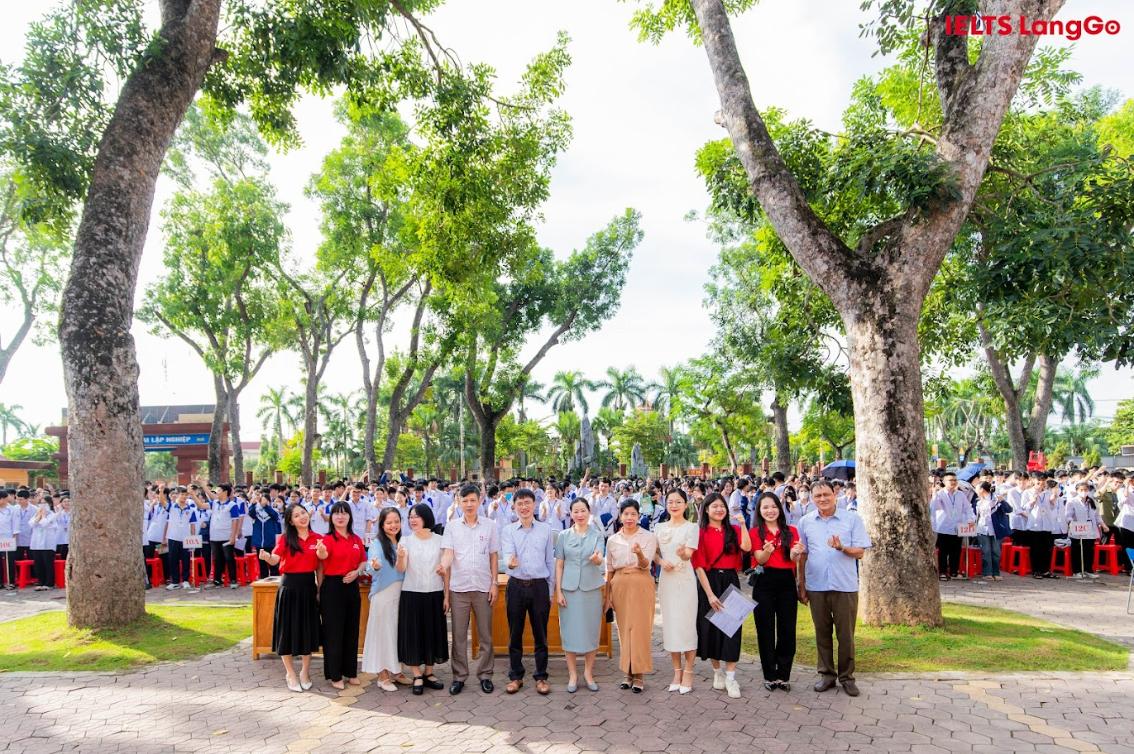 Unlock The IELTS 2025 thu hút hơn 22.000 học sinh tham dự.