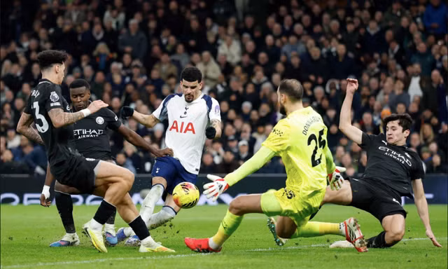 HIGHLIGHTS Tottenham 2-2 Man City: Sảy chân ở London
