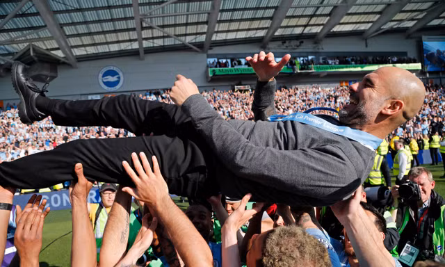 Một thập kỷ vàng son của Pep Guardiola tại Man City