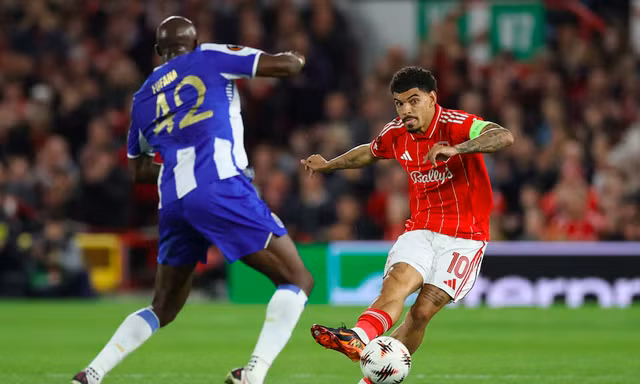 Nottingham hạ Porto, bán kết Europa League nóng với 'nội chiến toàn Anh'