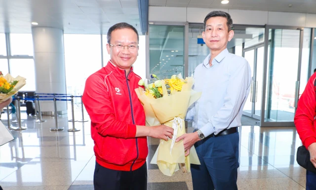 Đoàn thể thao Việt Nam về nước, chính thức khép lại SEA Games 33 