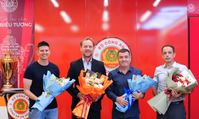 'Giữ chân' HLV Polking, CLB Công an Hà Nội phát tín hiệu tham vọng lớn