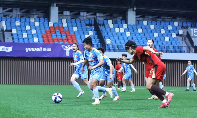 Thua Trung Quốc 0-2, tuyển nữ Việt Nam nhận 'bài test' quý giá