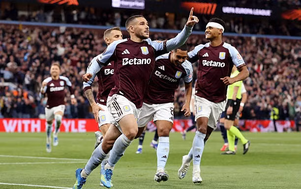 Aston Villa đè bẹp Nottingham, vào chung kết Europa League