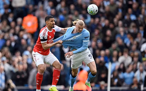Trực tiếp Man City vs Arsenal 0-0 (H1): Không vào!!! Cột dọc cứu thua Arsenal