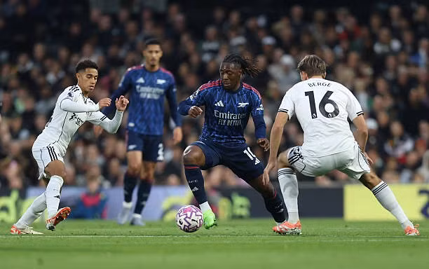 Trực tiếp Arsenal vs Fulham, 23h30 ngày 2/5: Bản lĩnh của kẻ dẫn đầu