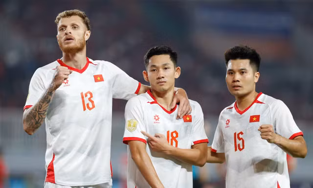 Không chỉ là bàn thắng, Hai Long hạ Indonesia bằng nguồn năng lượng vô tận 