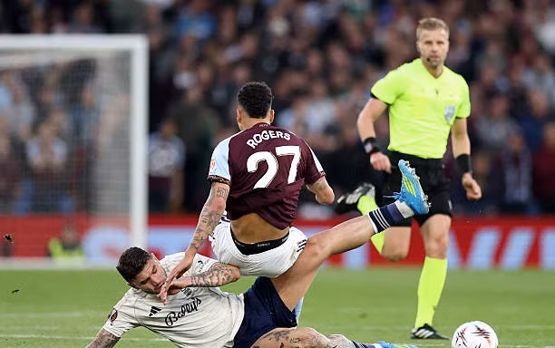 Trực tiếp bán kết Aston Villa vs Nottingham Forest 1-0 (H1): Vào!!! Aston Villa ghi bàn 