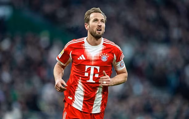Harry Kane chạm mốc 500 bàn thắng, Bayern vững vàng ngôi đầu Bundesliga
