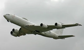 Máy bay ‘Ngày tận thế’ của Mỹ hoạt động bất thường gần Greenland