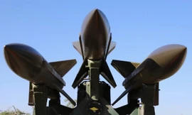 Gần 50 tên lửa tập kích Ukraine