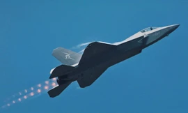 Trung Quốc lần đầu công bố nhà chứa máy bay chiến đấu tàng hình J-35