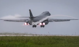 Rộ tin cặp 'oanh tạc cơ' B-1B Lancer áp sát Venezuela