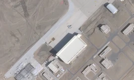 Máy bay tàng hình thế hệ mới đồng loạt xuất hiện tại căn cứ bí mật của Trung Quốc