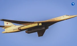 Rộ tin cặp máy bay Tu-160 của Nga gặp sự cố khi phóng tên lửa