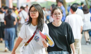 Bộ GD&ĐT nói gì về điểm chuẩn trúng tuyển đại học 30/30?