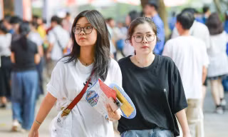 Trên 21.000 thí sinh có chứng chỉ quốc tế đăng kí xét tuyển vào Đại học Kinh tế Quốc dân