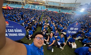 Thêm cơ sở giáo dục đại học 'lì xì' cho sinh viên dịp mùng 2/9