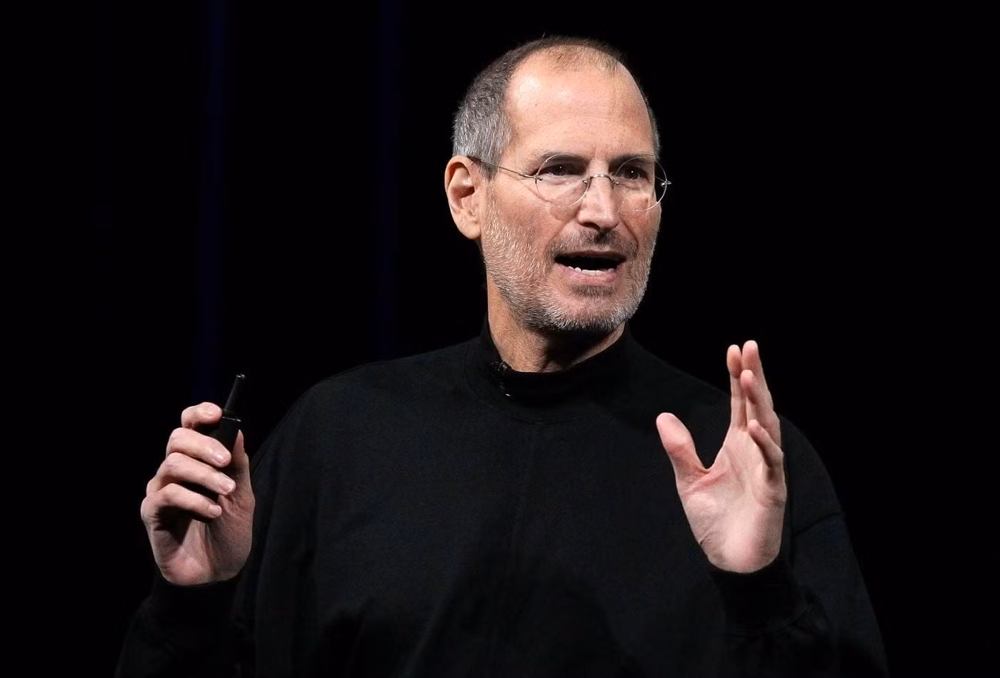 giam-doc-apple-chia-se-ve-ky-nang-lam-nen-tuong-dai-steve-jobs-a1-1559532240-width1400height950.jpg
