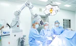 Việt Nam xác lập kỷ lục châu Á về phẫu thuật não, tủy sống bằng Robot AI