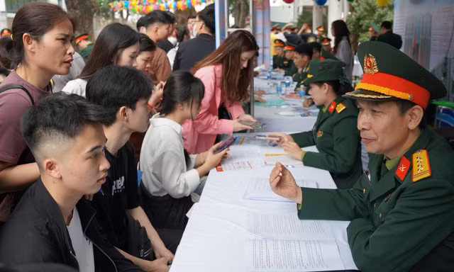 Bộ Quốc phòng công bố thời gian đăng kí thi đánh giá năng lực