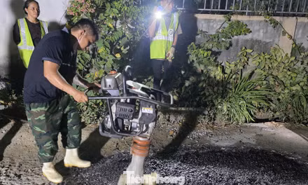 Câu chuyện đẹp về 'Hòa vá ổ gà' miễn phí ở Nghệ An