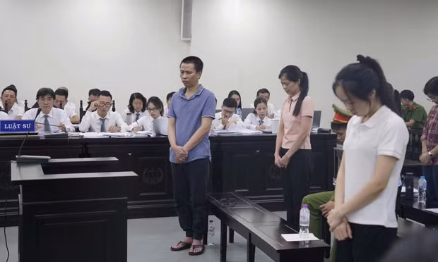Vợ chồng chủ 'hệ sinh thái' sản xuất, tiêu thụ 13 triệu sản phẩm sức khỏe giả bị đề nghị đến 39 năm tù