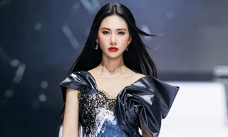 Bùi Quỳnh Hoa khiến khán giả không thể rời mắt với 'cú đá váy' đậm chất vedette