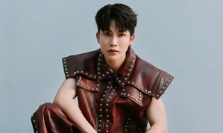 Tiêu Minh Phụng nghẹn ngào: 'Tôi từng học bài bằng đèn cầy, chỉ mong một bữa cơm có đầy đủ gia đình'