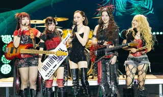 Lễ trao giải 'Làn sóng Xanh 2025' lập kỷ lục vô tiền khoáng hậu với 14 tiết mục đổ bộ top trending