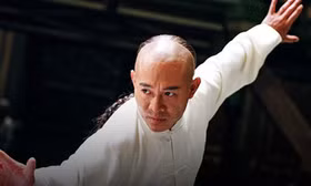 Năng lực thực chiến “đáng gờm” của “vua kungfu” Lý Liên Kiệt khiến mọi võ sĩ “hoảng sợ“