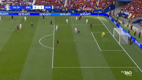 Địa chấn ở Frankfurt, Slovakia quật ngã Bỉ trong ngày Lukaku bị tước 2 bàn ảnh 8 Địa chấn ở Frankfurt, Slovakia quật ngã Bỉ trong ngày Lukaku bị tước 2 bàn ảnh 8