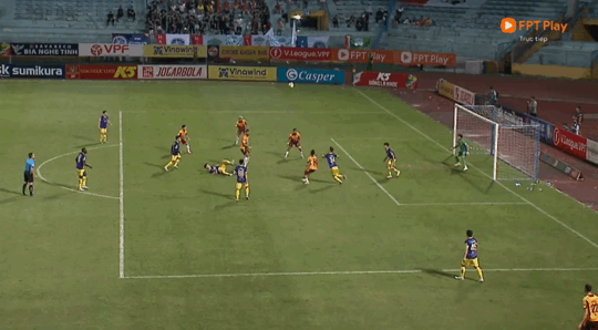 Hà Nội FC chấm dứt chuỗi 9 trận bất bại của LPBank HAGL với chiến thắng 2-0 ảnh 8 Hà Nội FC chấm dứt chuỗi 9 trận bất bại của LPBank HAGL với chiến thắng 2-0 ảnh 8